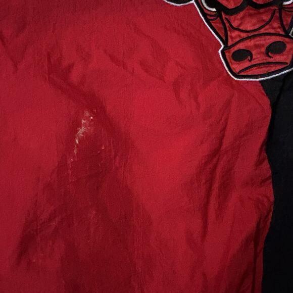 90s Starter Chicago Bulls Official NBA Puffer Quilted Jacket Full Snap & Zip** - Picture 10 of 10